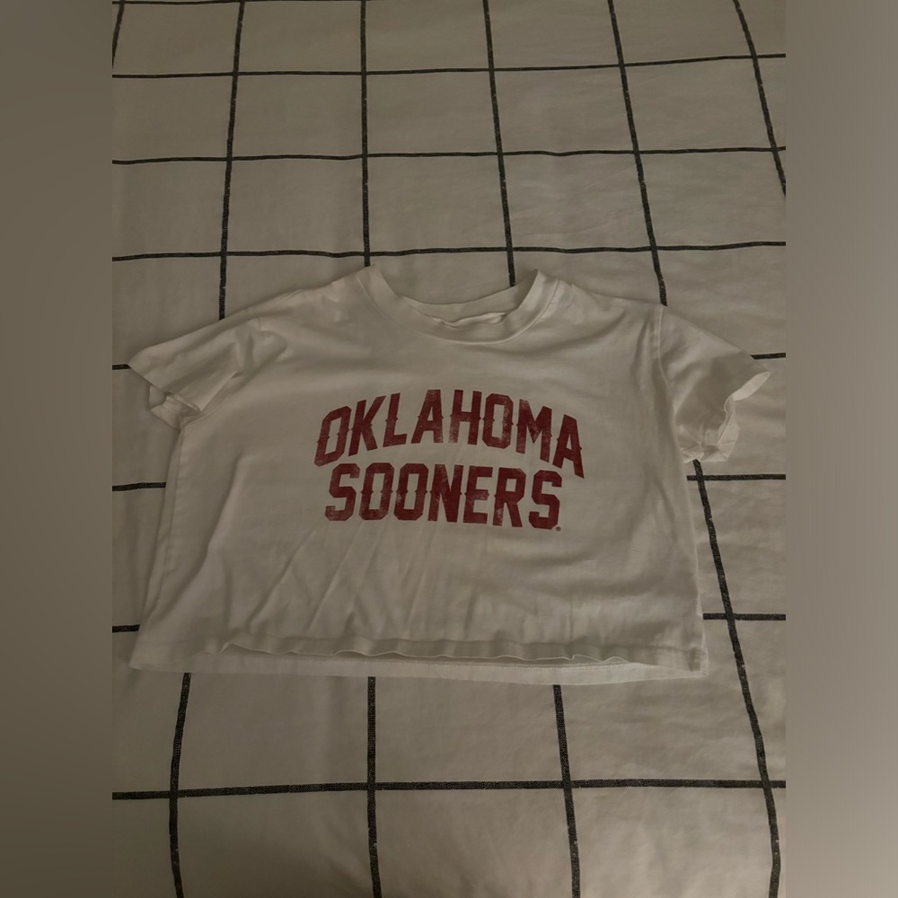 Oklahoma Sooners cropped white tee